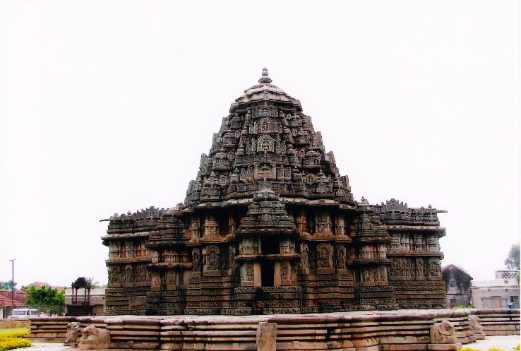 8. Lakshmi Narayana Temple